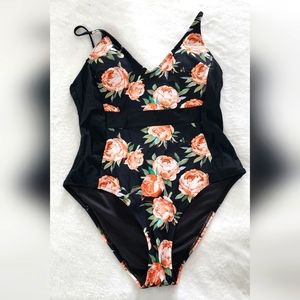 Cupshe one-piece floral swimsuit